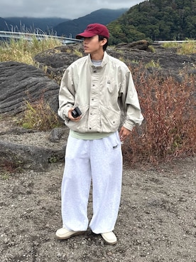 「アイテム（スウェットパンツ、グレー系）」を使った、ゆいととさん（メンズ・170cm）の秋コーディネート