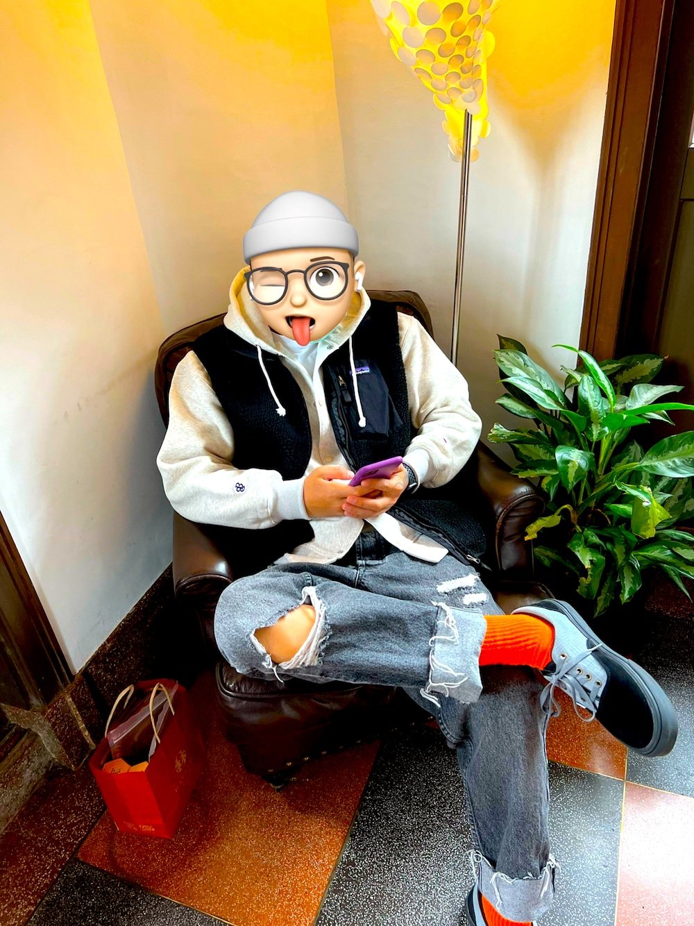 「Championのアイテム（ジャケット/アウター、ベージュ系）」を使った、paulpcboxさん（メンズ・175cm）の冬コーディネートの1枚目の写真