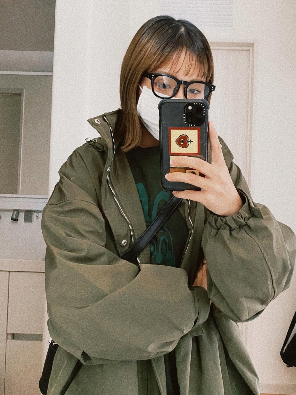 holiday ベージュ ミリタリージャケット ショート丈 holiday ベージュ ミリタリージャケット ショート丈 holiday ベージュ