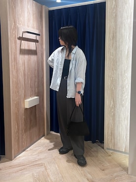 「fredy emue（フレディエミュ）のLINEN100 2WAYカシュクールシャツ（シャツ/ブラウス、ブルー系）」を使った、さとちゃんさん（レディース・166cm）の春コーディネート
