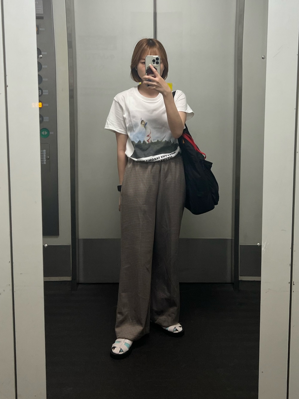 「ootd、低身長コーデ、夏、Tシャツ」｜「TANGTANGのアイテム（トップス、ホワイト系）」を使った、Rさん（レディース・153cm）の夏コーディネートの1枚目の写真