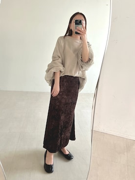 「ベロアスカート」｜「アイテム（スウェット）」を使った、meiさん（レディース・151cm）の秋コーディネート