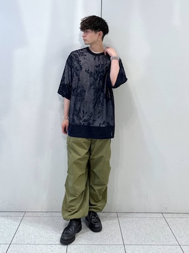 「LOWRYS FARM（ローリーズファーム）のナイロンドロストカーゴパンツ100537（その他パンツ、グリーン系）」を使った、Hibikiさん（メンズ・170cm）の春コーディネート