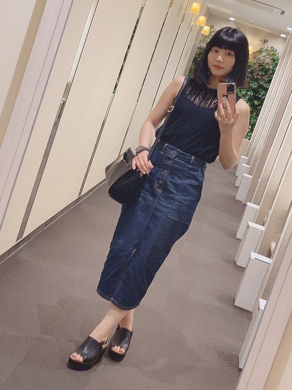 BALENCIAGA★レザー ミュール 装飾付き 2色 レディース 靴 1627140389_1000.jpg