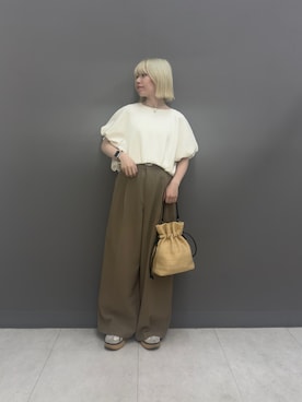 「SENSE OF PLACE by URBAN RESEARCH(センスオブプレイスバイアーバンリサーチ)の撥水コクーンカットトップ(Tシャツ/カットソー、ホワイト系)」を使った、nanaさん(レディース・153cm)の夏コーディネート