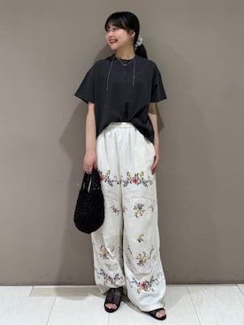 「Freada（フリーダ）のアイテム（パンツ）」を使った、PUBLUXさん（レディース・156cm）の夏コーディネート