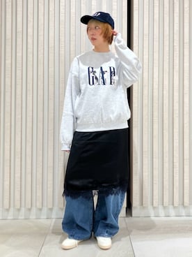 「GAP（ギャップ）のアイテム（トップス）」を使った、PUBLUXさん（レディース・162cm）の秋コーディネート