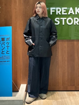「PUBLUX（パブリュクス）のPUBLUX/パブリュクス LOVE POP STUDIO イージー スラックス パンツ　限定展開（スラックス、ブルー系）」を使った、PUBLUXさん（レディース・160cm）の秋コーディネート
