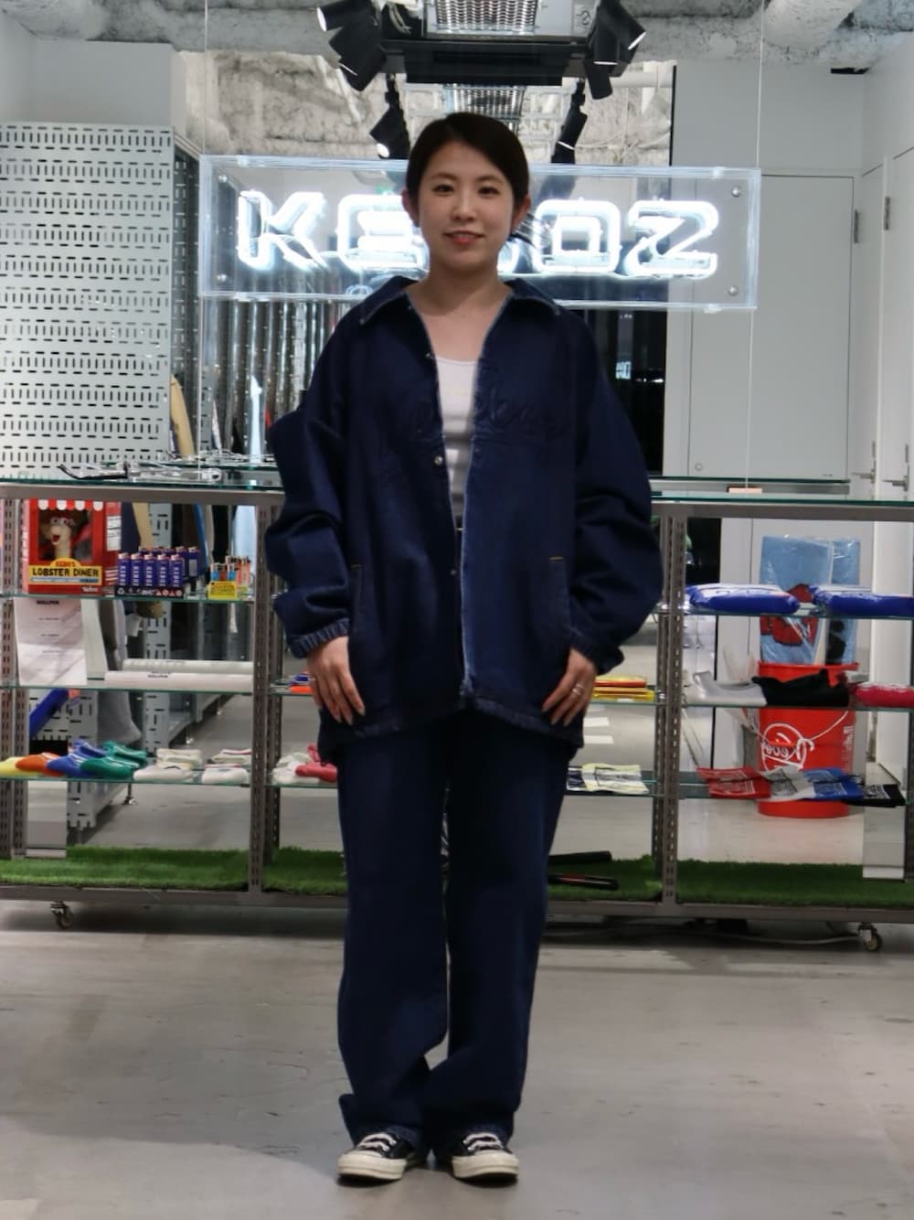 「デニム、デニムジャケット、デニムパンツ、デニムコーデ、デニムオンデニム、セットアップ、きれいめコーデ、ワントーンコーデ、keboz、名古屋」｜「KEBOZの2 PACK MINI TANK TOP（タンクトップ、ホワイト系）」を使った、YUKIさん（レディース・158cm）の夏コーディネートの1枚目の写真