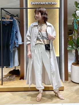 「BARNYARDSTORM（バンヤードストーム）のBARNYARDSTORM / メタルブリッジグラス　【調光レンズ】（メガネ、ブラック系）」を使った、honokaさん（レディース・154cm）の春コーディネート