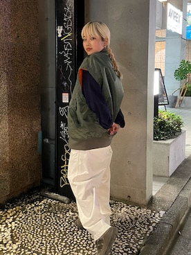「MANASTASH（マナスタッシュ）のアイテム（MA-1）」を使った、HANAさん（レディース・154cm）の秋コーディネート