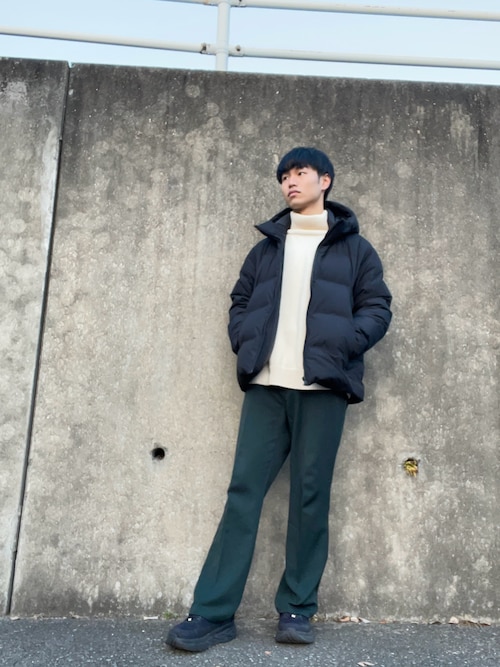UNIQLO（ユニクロ）の「シームレスダウンパーカ（ブルゾン
