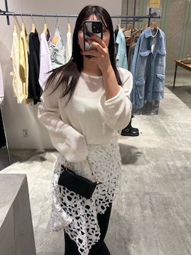 「SHENERY（シーナリー）のリネンオーバーニット（ニット/セーター、ホワイト系）」を使った、MIYAGAWA_165㎝さん（レディース・165cm）の春コーディネート