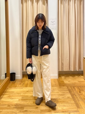 「URBAN RESEARCH DOORS（アーバンリサーチドアーズ）の『一部WEB限定カラー』グリーンダウン撥水ZIPショートブルゾン 26AW（ブルゾン、ブラック系）」を使った、Natsumi    さん（レディース・171cm）の秋コーディネート
