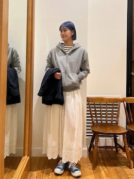 「アイテム（マウンテンパーカー）」を使った、Natsumi    さん（レディース・171cm）の秋コーディネート