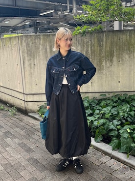 「アイテム（デニムジャケット）」を使った、Natsumi    さん（レディース・171cm）の夏コーディネート