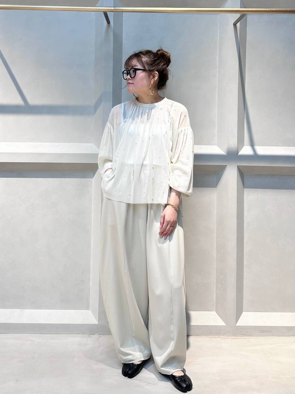 Curensologyカレンソロジーコットンチュールパールブラウス Curensology(カレンソロジー)/コットンチュールパールブラウスを