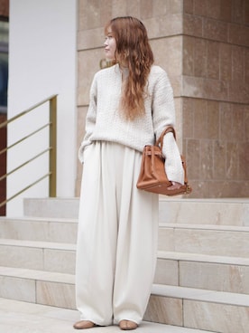 「アイテム（ピアス（両耳用））」を使った、sakataさん（レディース・160cm・20代）の秋コーディネート