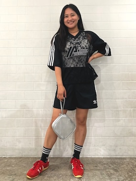 「レーストップス」｜「アイテム（スニーカー）」を使った、SOさん（レディース・158cm）の夏コーディネート