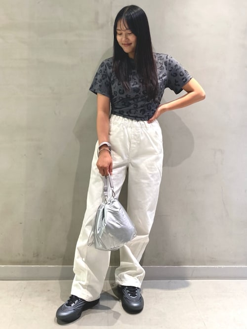 ワークアウト エッセンシャルズ 半袖Tシャツ プリント