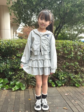 「アイテム（トップス）」を使った、miiiさん（キッズ・124cm）の秋コーディネート