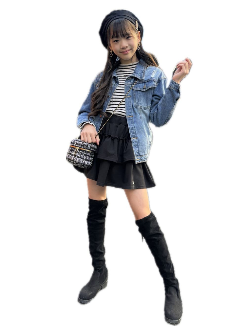 「韓国ファッション、韓国コーデ、カジュアルガーリー、デニムジャケット、Gジャン、小学生、小学生女子、大人っぽコーデ、モノトーン、シンプルコーデ、モノトーンコーデ」｜「repipi armarioのフレアプチハイリブニット（ニット/セーター、その他）」を使った、Remi。さん（キッズ・153cm）の春コーディネートの1枚目の写真