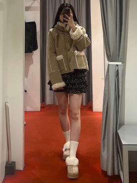 「アイテム（スリッポン）」を使った、モモさん（レディース・158cm・20代）の秋コーディネート