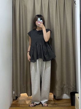「LOWRYS FARM（ローリーズファーム）のドッキングペプラムノースリーブ　1032148（Tシャツ/カットソー、グレー系）」を使った、fuku5662さん（レディース・160cm）の夏コーディネート