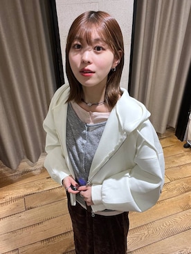 「アイテム（ネックレス、ブルー系）」を使った、fuku5662さん（レディース・160cm）の秋コーディネート