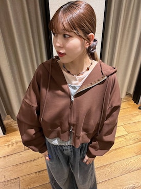 「アイテム（ネックレス、ブルー系）」を使った、fuku5662さん（レディース・160cm）の秋コーディネート