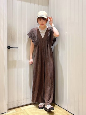 「アイテム（サロペット/オーバーオール、ブラウン系）」を使った、fuku5662さん（レディース・160cm）の夏コーディネート