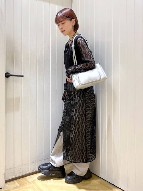 【ウッチー】ページ　　リクエスト商品のため セール】4ROOMショルダーBAG138730（ショルダーバッグ