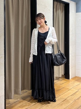 「LOWRYS FARM（ローリーズファーム）のスタイルＵＰクロスカップキャミ　100757（Tシャツ/カットソー、ブラック系）」を使った、fuku5662さん（レディース・160cm）の秋コーディネート