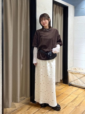 「LOWRYS FARM（ローリーズファーム）のベロアレースレイヤードＴ　1063262（Tシャツ/カットソー、ブラウン系）」を使った、fuku5662さん（レディース・160cm）の夏コーディネート