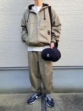 「アイテム（マウンテンパーカー）」を使った、necoさん（メンズ・177cm）の秋コーディネート