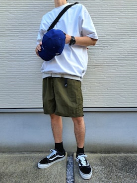 「Gramicci（グラミチ）のGramicci / LOWERCASE　NYLON LOOSE SHORT <DEEP OLIVE>（その他パンツ）」を使った、necoさん（メンズ・177cm）の夏コーディネート