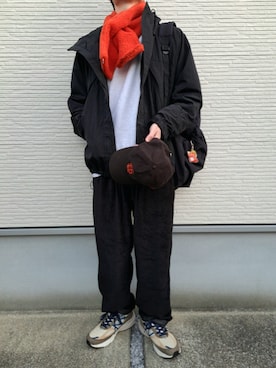 「アイテム（マウンテンパーカー）」を使った、necoさん（メンズ・177cm）の冬コーディネート