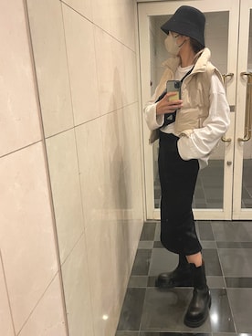 「ISOOK（アイスー）のアイテム（Tシャツ/カットソー）」を使った、u  r  iさん（レディース・171cm）の秋コーディネート
