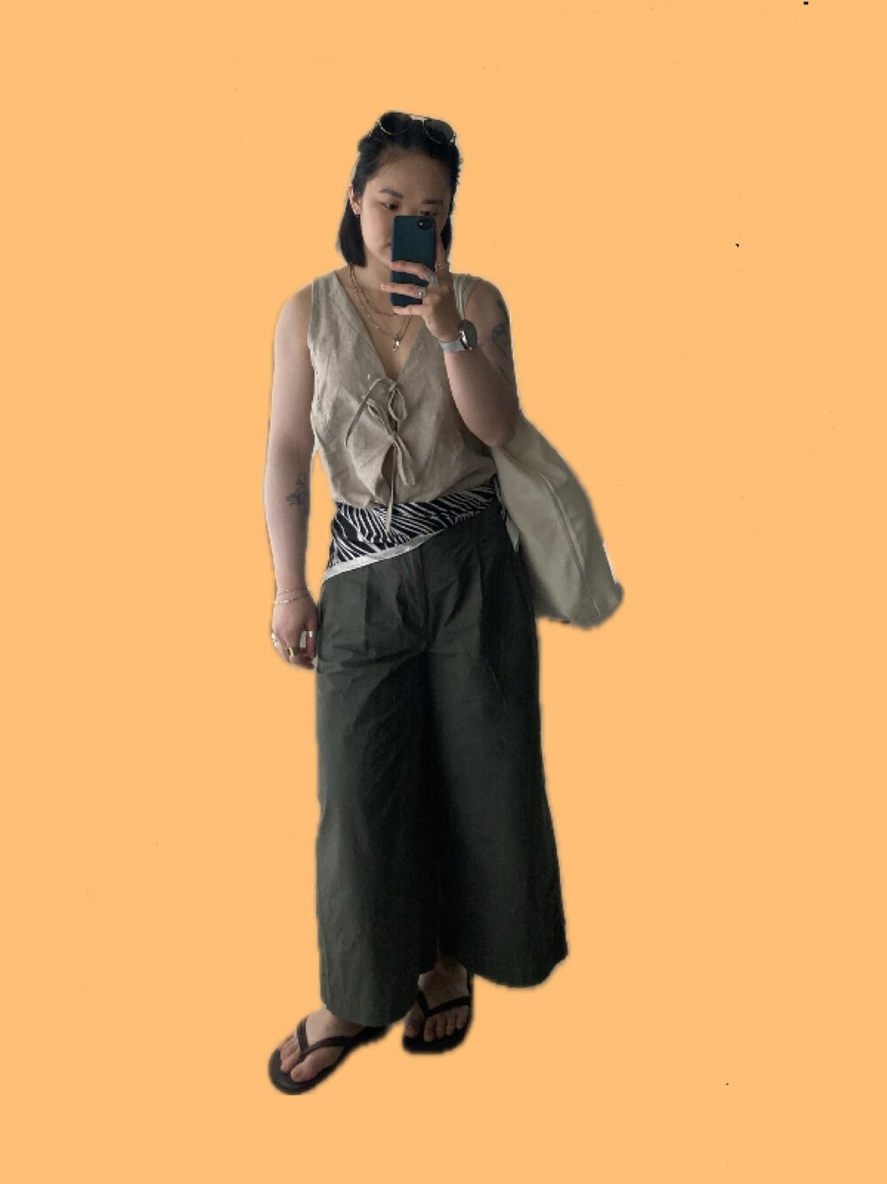 「夏コーデ、ootd、低身長女子」｜「havaianasのアイテム（ビーチサンダル、ブラウン系）」を使った、bluegeekさん（レディース・158cm）の夏コーディネートの1枚目の写真
