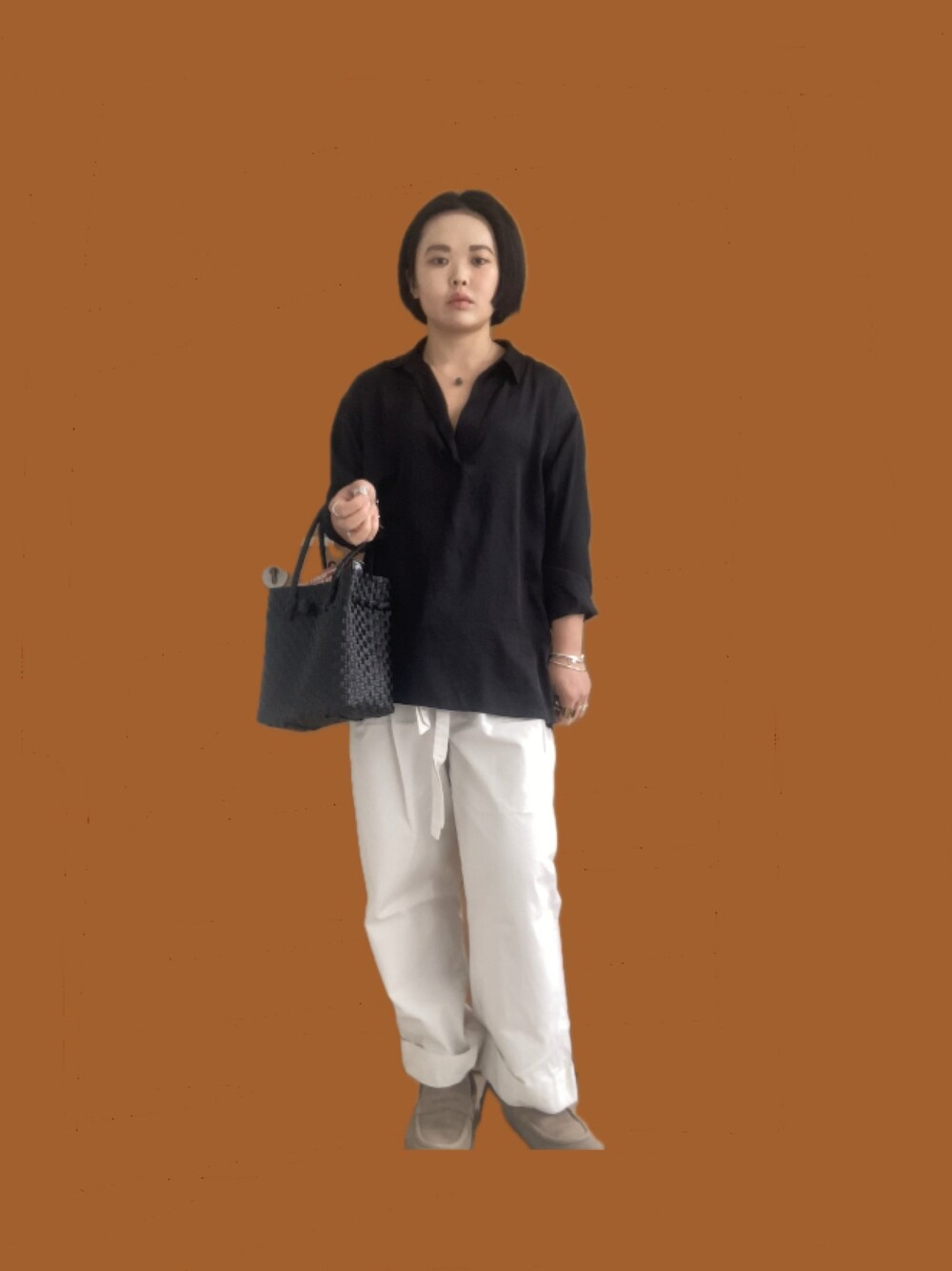 「夏服、ootd」｜「UNIQLOのアイテム（シャツ/ブラウス、ブラック系）」を使った、bluegeekさん（レディース・158cm）の春コーディネートの1枚目の写真