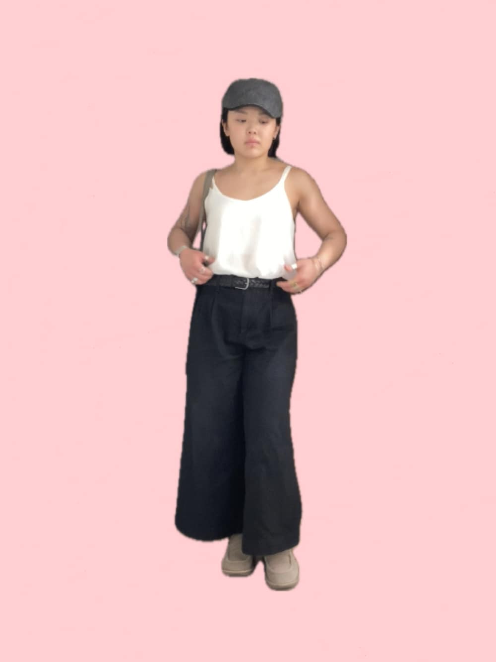 「夏ファッション、ootd」｜「UNIQLOのアイテム（その他パンツ、ブラック系）」を使った、bluegeekさん（レディース・158cm）の夏コーディネートの1枚目の写真