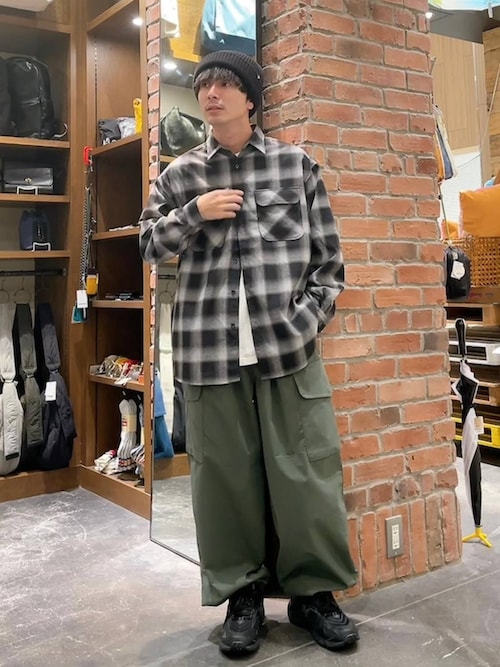 リップストップカーゴパンツ