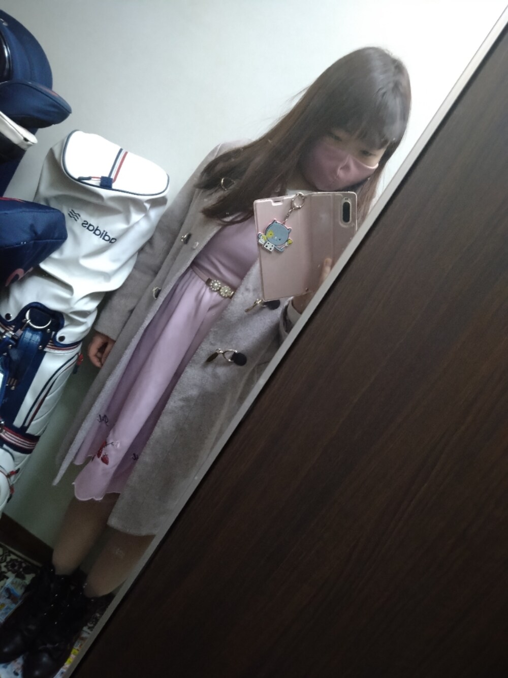 「Ank Rouge、MAJESTIC LEGON、titty&Co.、オフィスコーデ、OL、ピンクコーデ、ストロベリー刺繍、Ank Rougeオリジナル柄、Ank Rouge大好き」｜「MAJESTIC LEGONのビット付フードコート（その他アウター、ブラウン系）」を使った、funamonさん（レディース・152cm）の秋コーディネートの1枚目の写真
