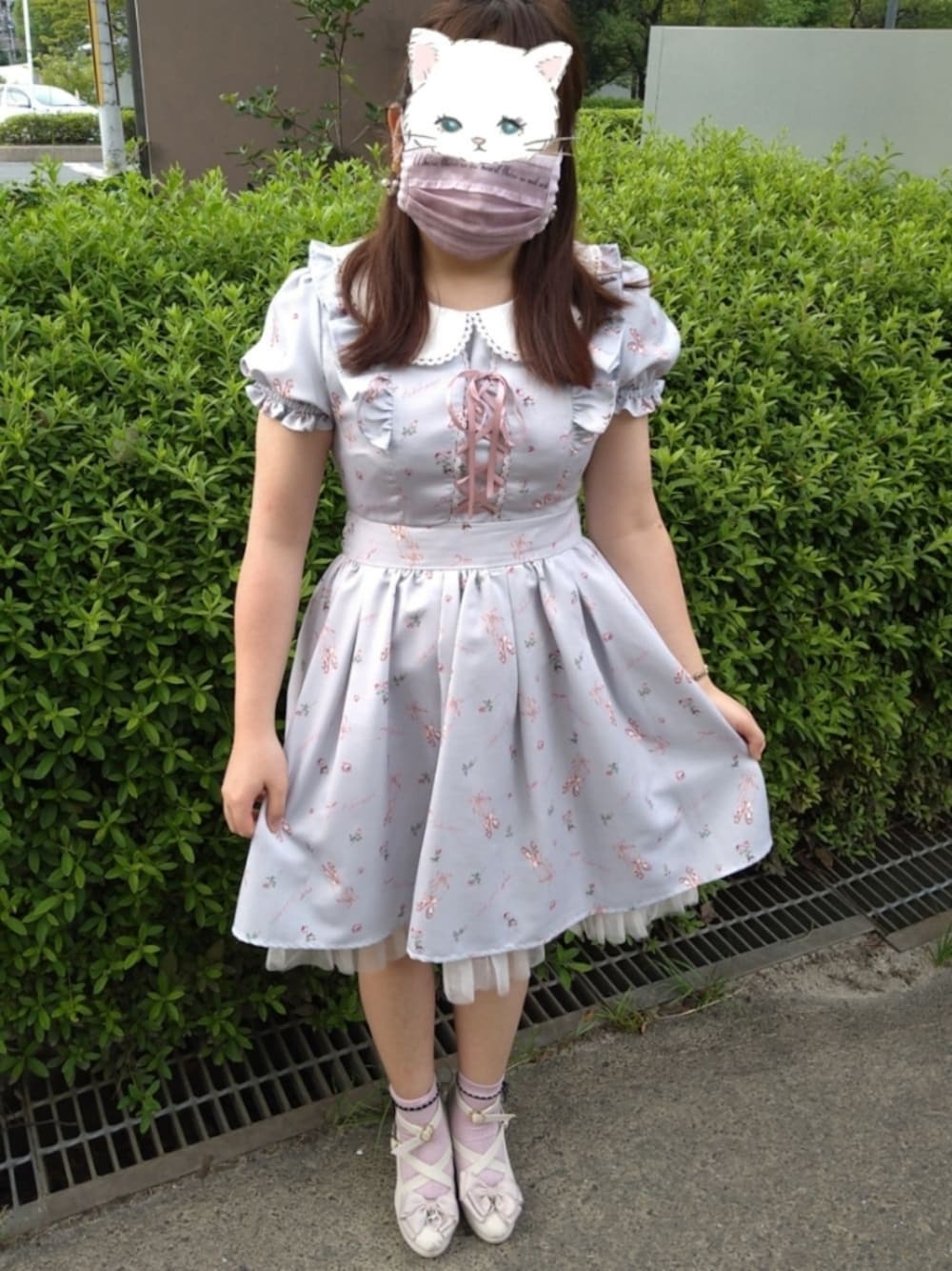 「rojita、ROJITA、Swankiss、swankiss、広島店限定ノベルティー、300円靴下、DAISO、threeppy、Ank Rouge、Ank Rougeオリジナル柄、コンサート参戦服、STU48のライブ、リボンバレッタ」｜「LODISPOTTOのシェリルクロスリボンパンプス（パンプス、ベージュ系）」を使った、funamonさん（レディース・152cm）の秋コーディネートの1枚目の写真