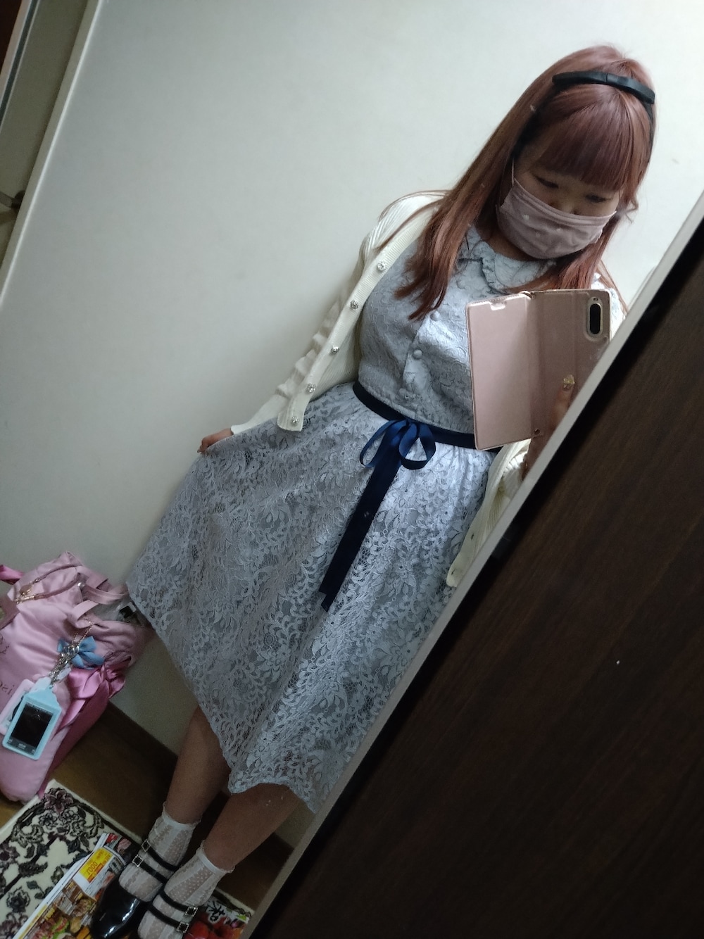 「ワンピース、Ank Rouge、noela、one after another NICE CLAUP、仕事後ライブ、オフィスコーデ、OL、OLコーデ、STU48、水色ワンピース」｜「one after another NICE CLAUPのビジューダブルストラップパンプス（パンプス、ブラック系）」を使った、funamonさん（レディース・152cm）の春コーディネートの1枚目の写真