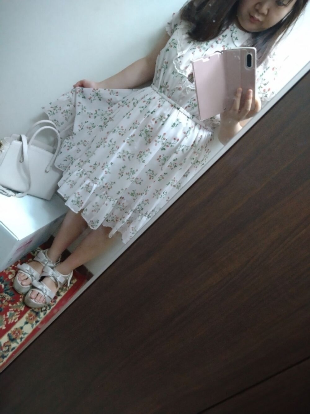 「Ank Rouge、Ank Rougeオリジナル柄、木苺柄、ワクチン接種コーデ、ワクチン接種、JILL by Jillstuart、OLIVE des OLIVE、Swankissが広島にできる❤、大好きなブランドでずっと待っていた❤、休日コーデ」｜「OLIVE des OLIVEのダブルリボンサンダル（サンダル、ゴールド系）」を使った、funamonさん（レディース・152cm）の秋コーディネートの1枚目の写真