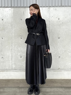 「アイテム（ノーカラージャケット）」を使った、NANAさん（レディース・161cm・40代）の秋コーディネート