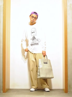 「URBAN RESEARCH（アーバンリサーチ）のアイテム（チノパンツ）」を使った、KakeruMayama(真山走)さん（メンズ・173cm）の秋コーディネート