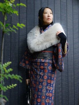 「kimonomachi（キモノマチ）のKIMONOMACHI オリジナル 2024-25 新作 洗える着物単品 袷着物 M/L サイズ　かすみ草に青海波シリーズ（着物、ブルー系）」を使った、KIMONOMACHIさん（レディース・151cm）の冬コーディネート