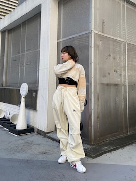 「白カーゴパンツ」｜KATEさん（レディース・158cm）の冬コーディネート